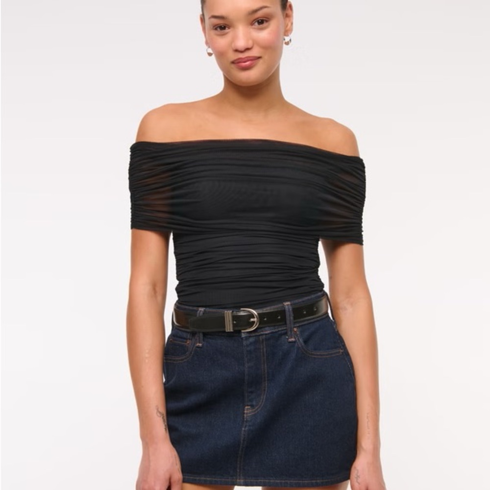 Abercrombie & Fitch Black Off-Shoulder Bodysuit